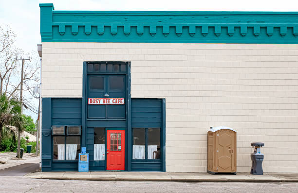 Best Portable toilet rental cost  in La Crescent, MN